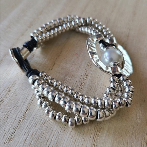 Wisdom - Contemporary Bracelet - Picture 7 of 12